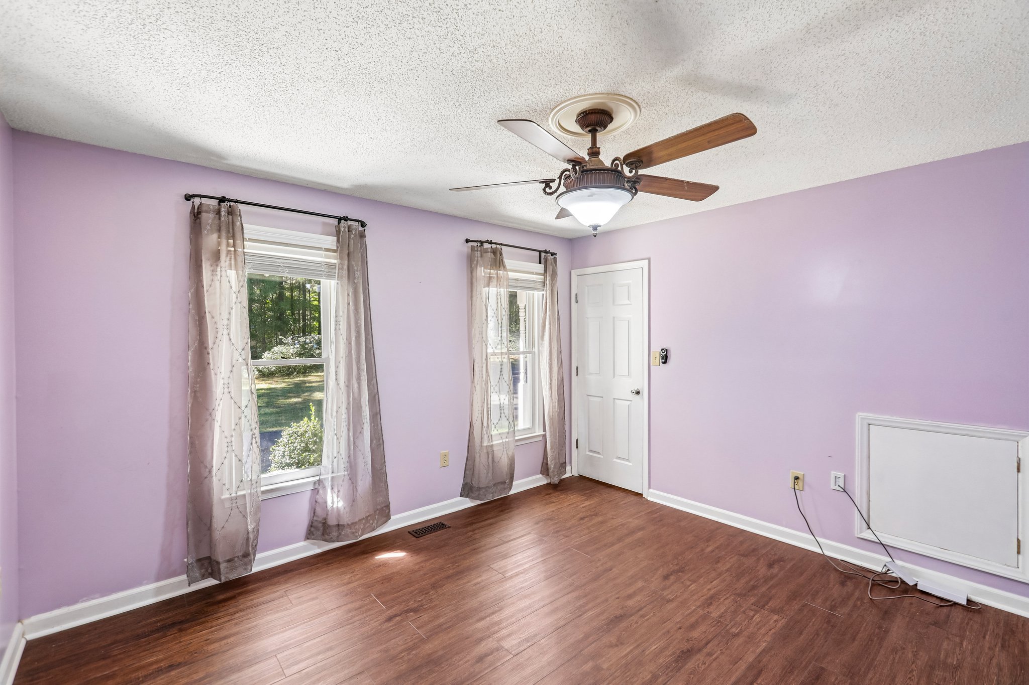 Raney Way-S2110-012.jpg