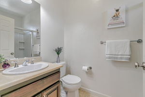  Photo 46