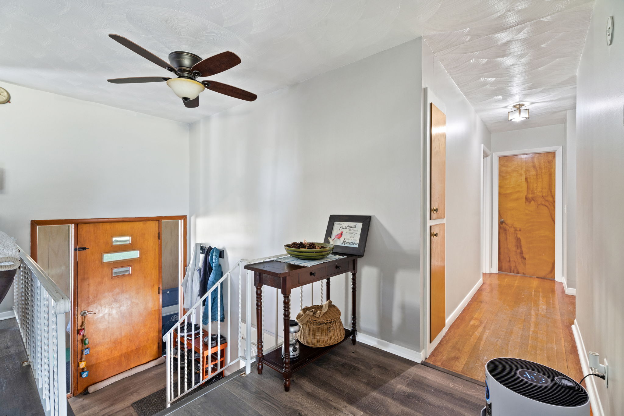 Split level entry
