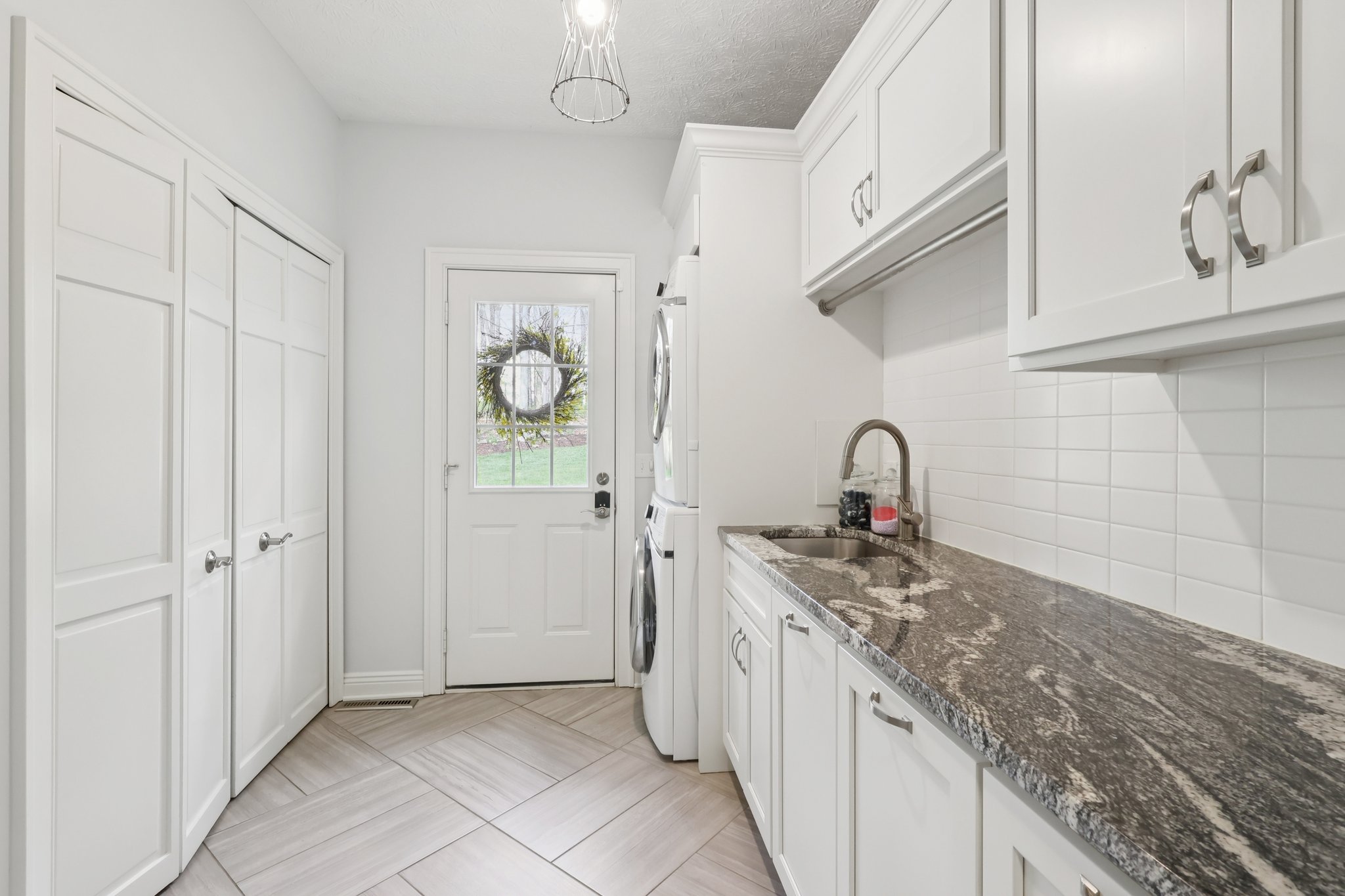 Stonebridge Blvd-S1404-028.jpg