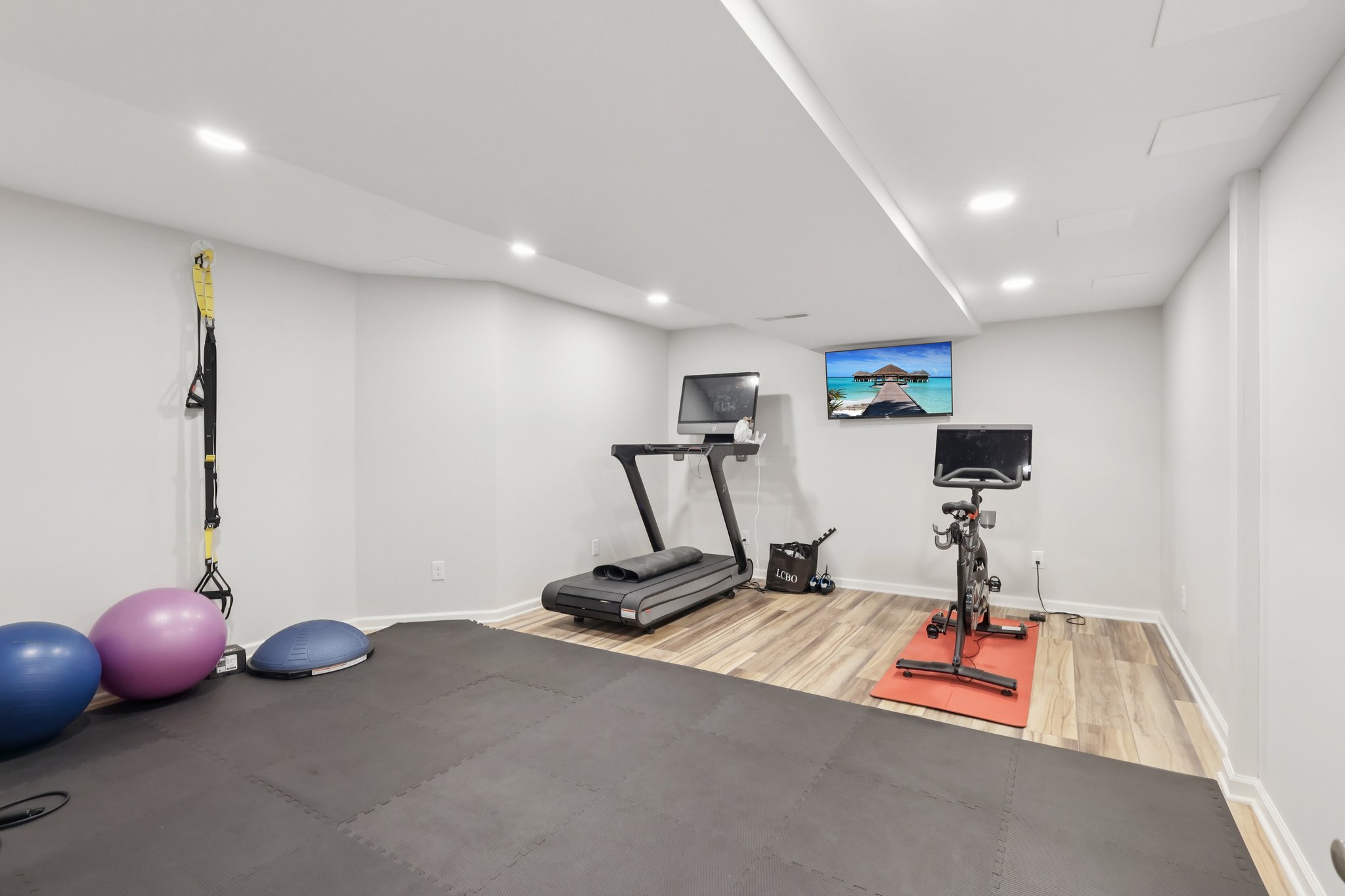 Stonebridge Blvd-S1404-034.jpg