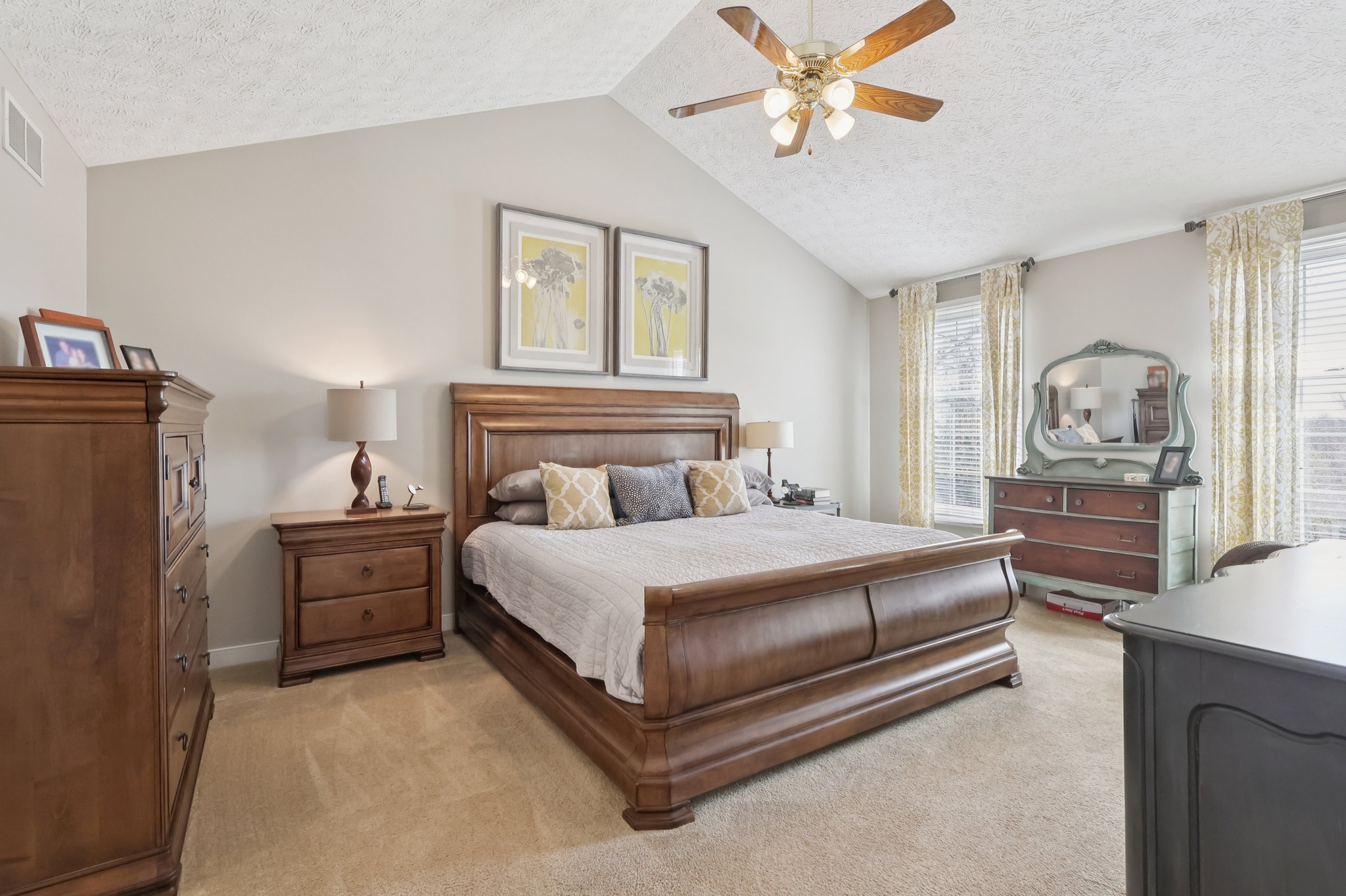 Stonebridge Blvd-S1404-041.jpg