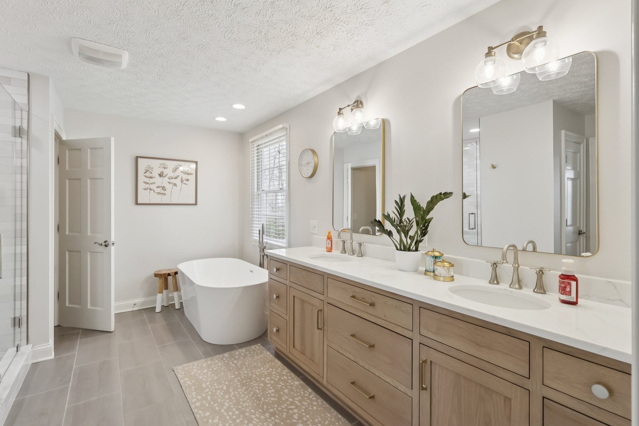 Stonebridge Blvd-S1404-044.jpg