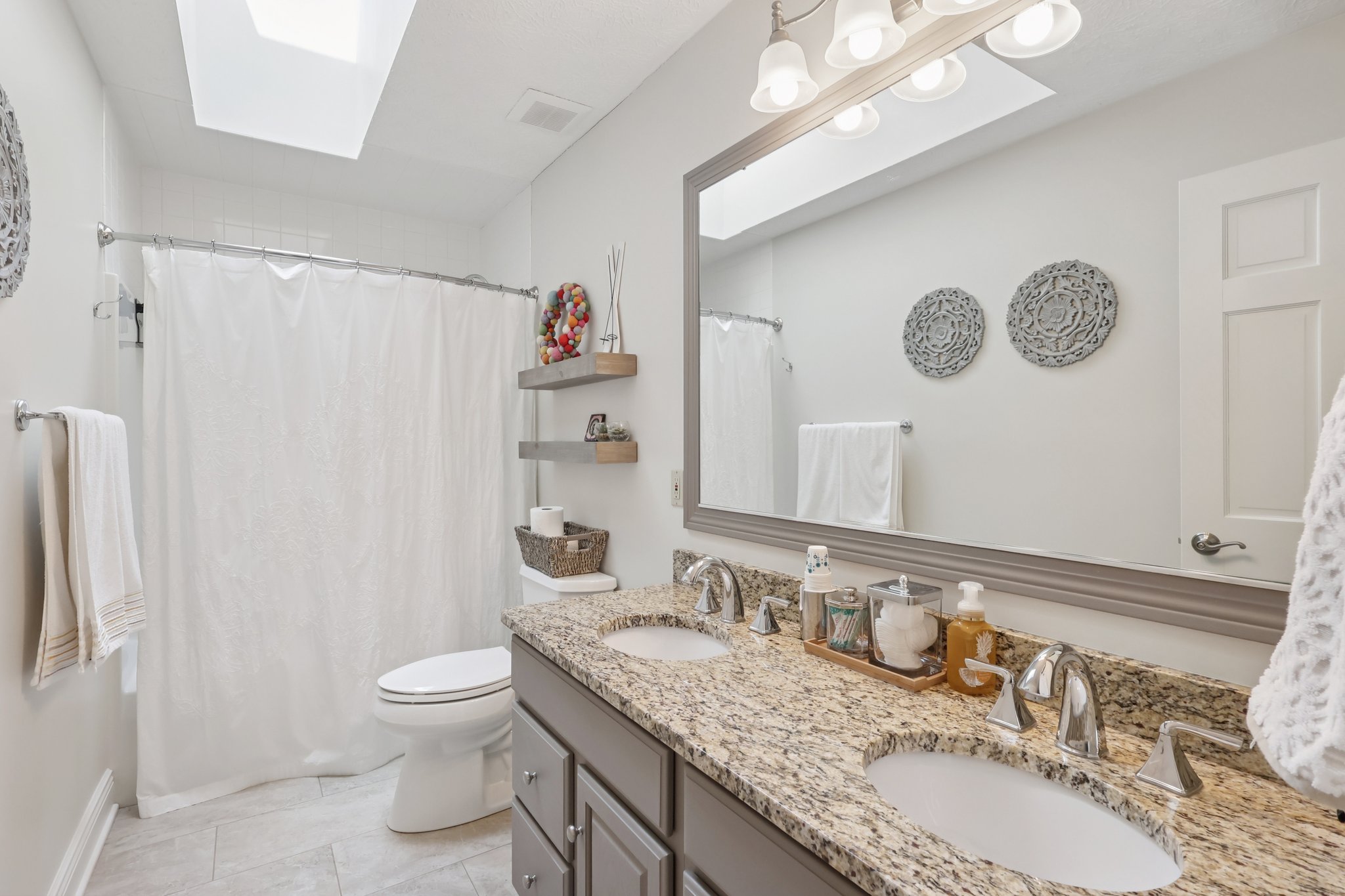 Stonebridge Blvd-S1404-047.jpg