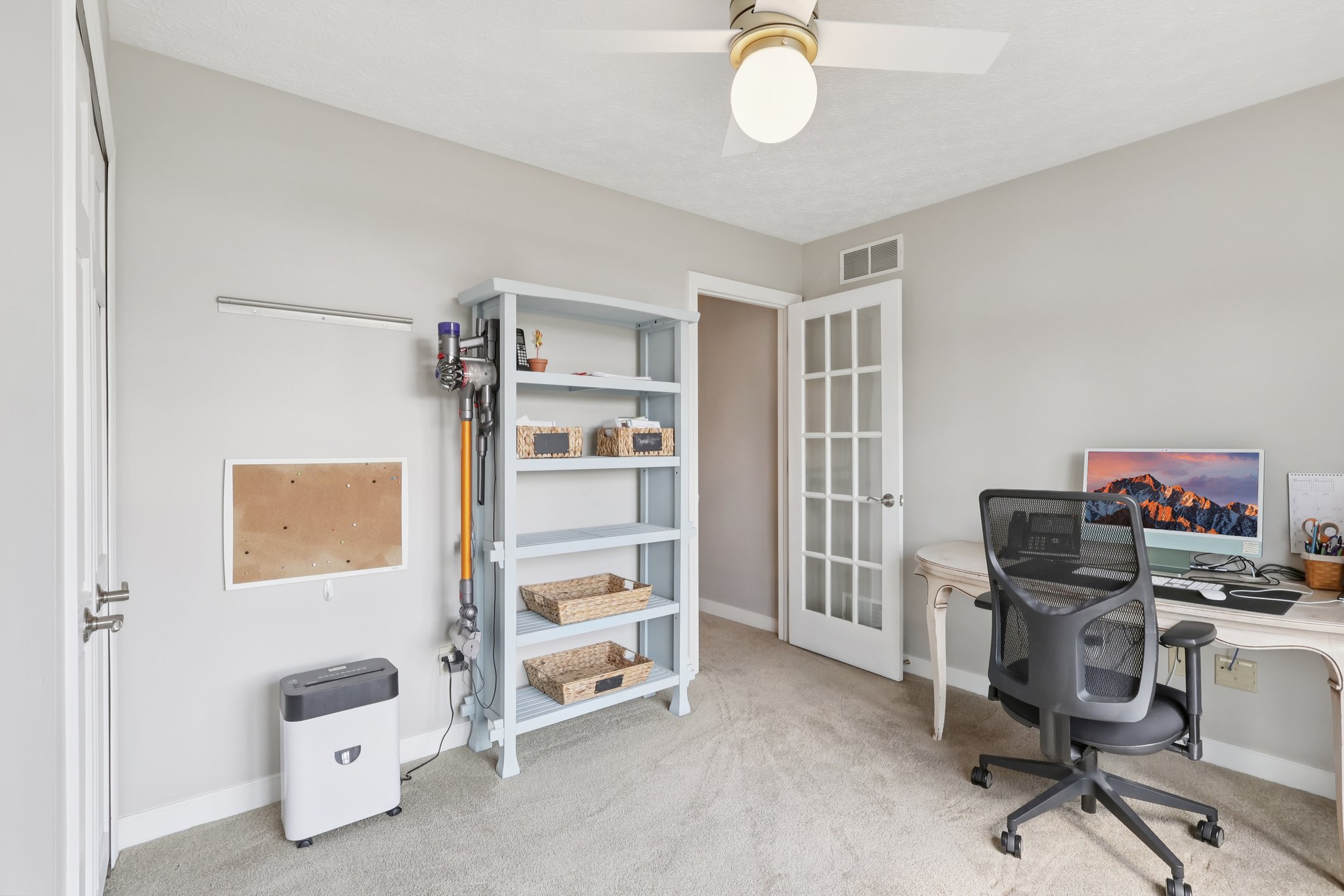 Stonebridge Blvd-S1404-056.jpg