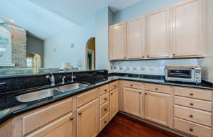 Kitchen 2-2