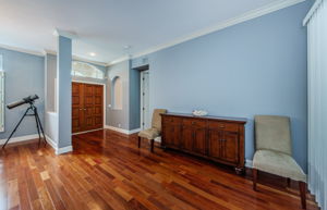 Living Room 3-2