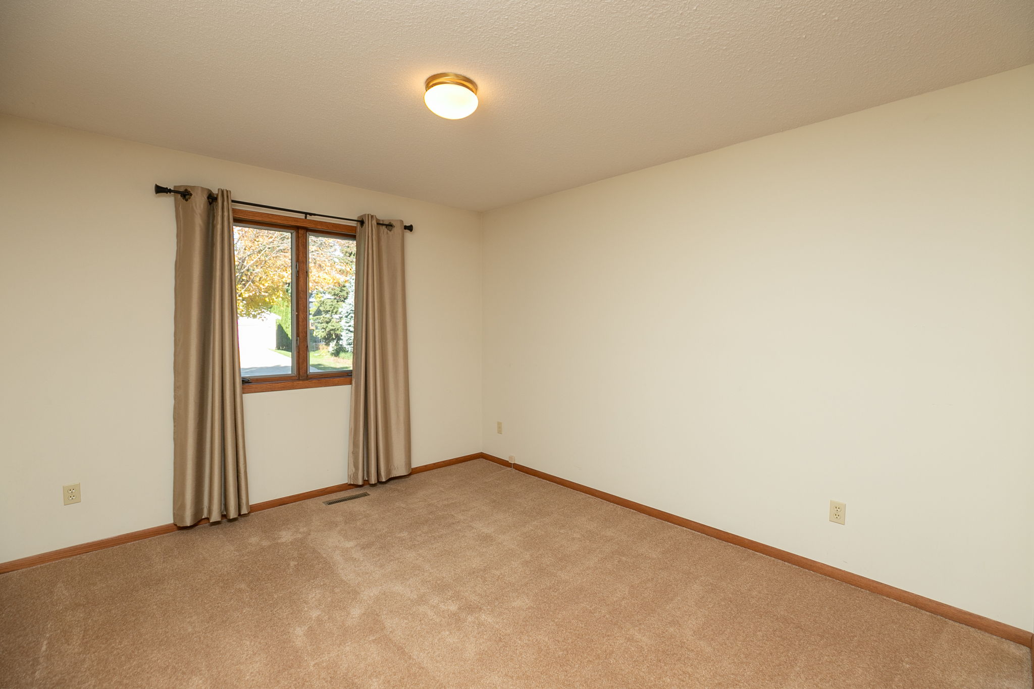 24-Bedroom 3