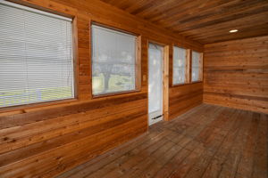 07-Screened Porch