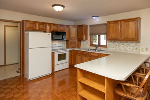 12-Kitchen