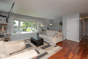04-Living Room