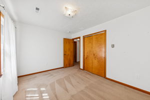  Photo 34
