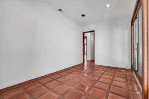  Photo 37