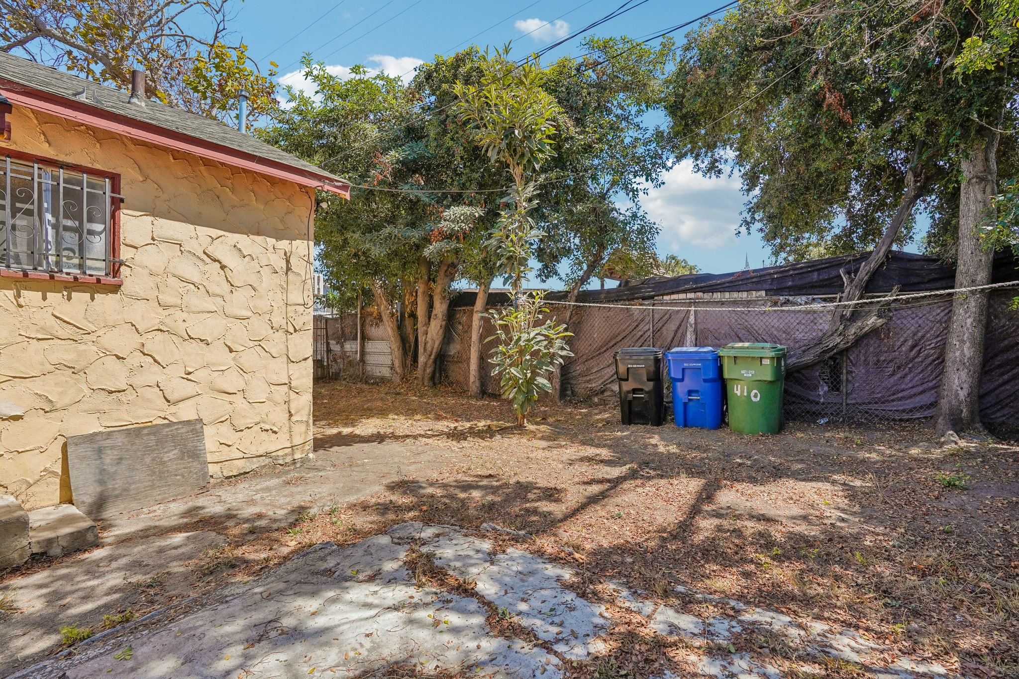 W 107th St-S2208-017.jpg