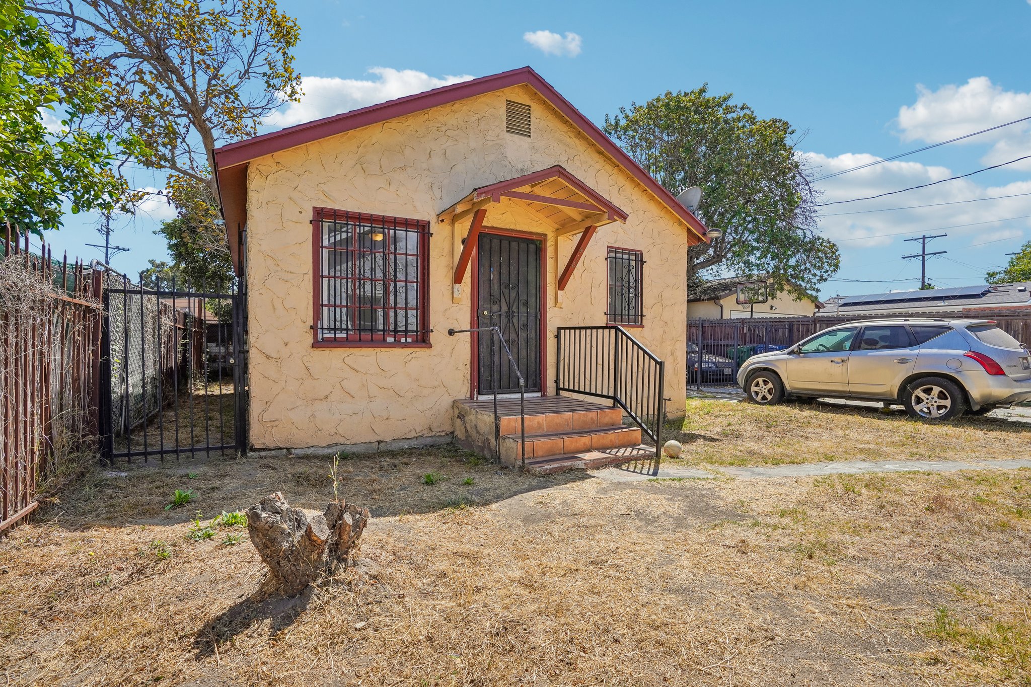 W 107th St-S2208-025.jpg