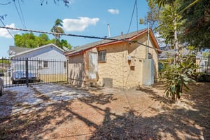 W 107th St-S2208-018.jpg