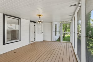 W Lake St-S0406-031.jpg