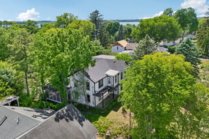 W Lake St-S0406-055.jpg