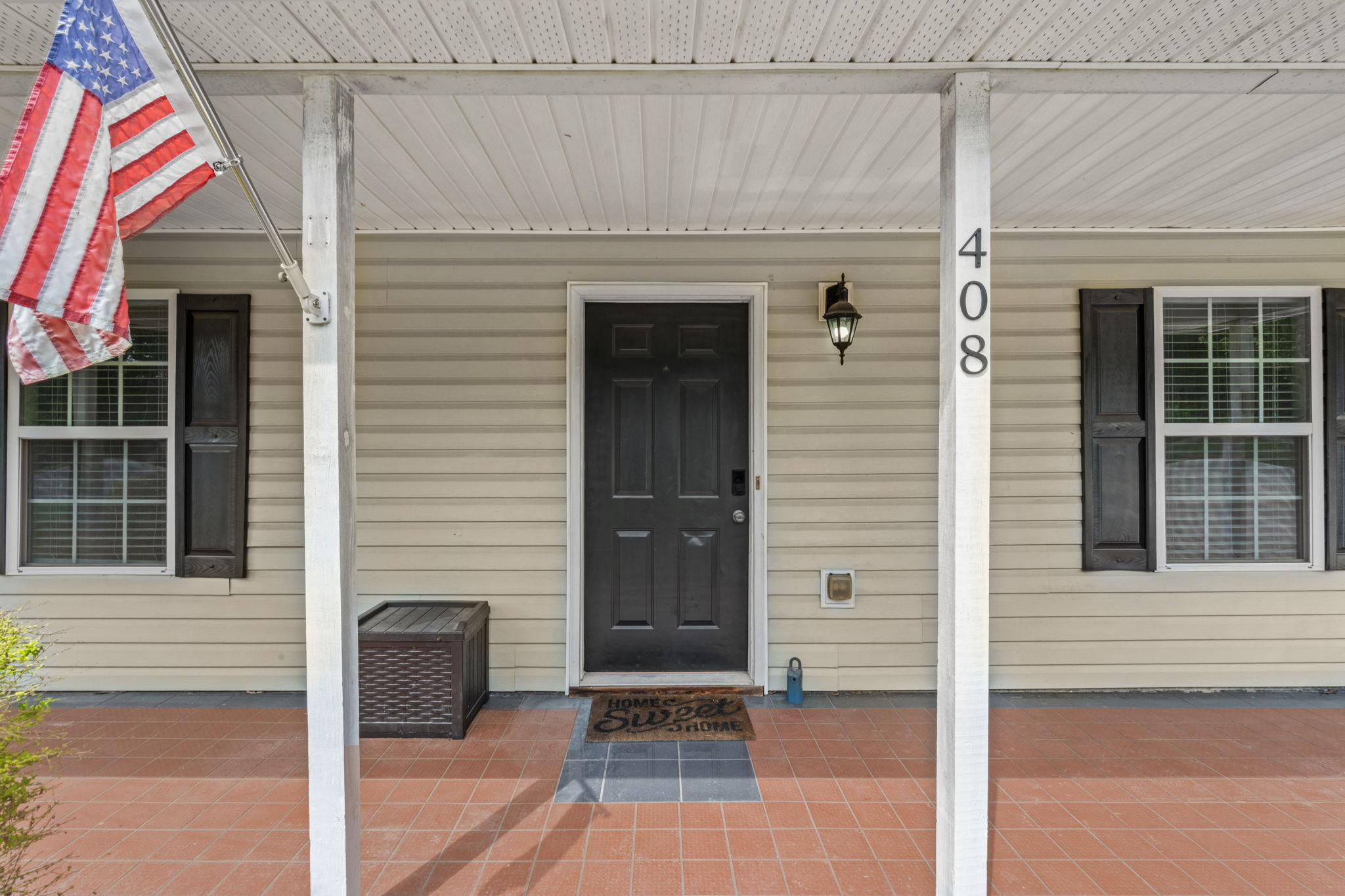  Photo 8