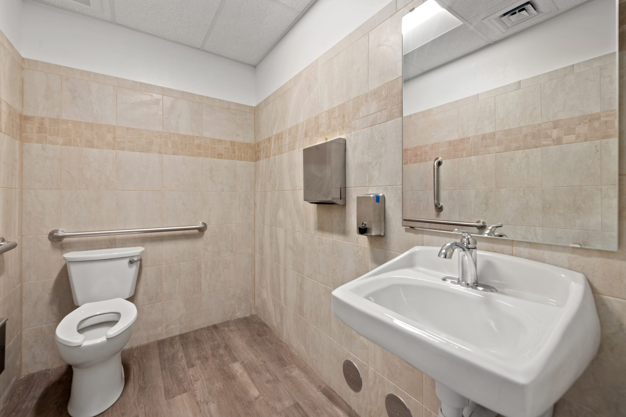 4081 Laramie St, Cheyenne, WY 82001, USA Photo 6