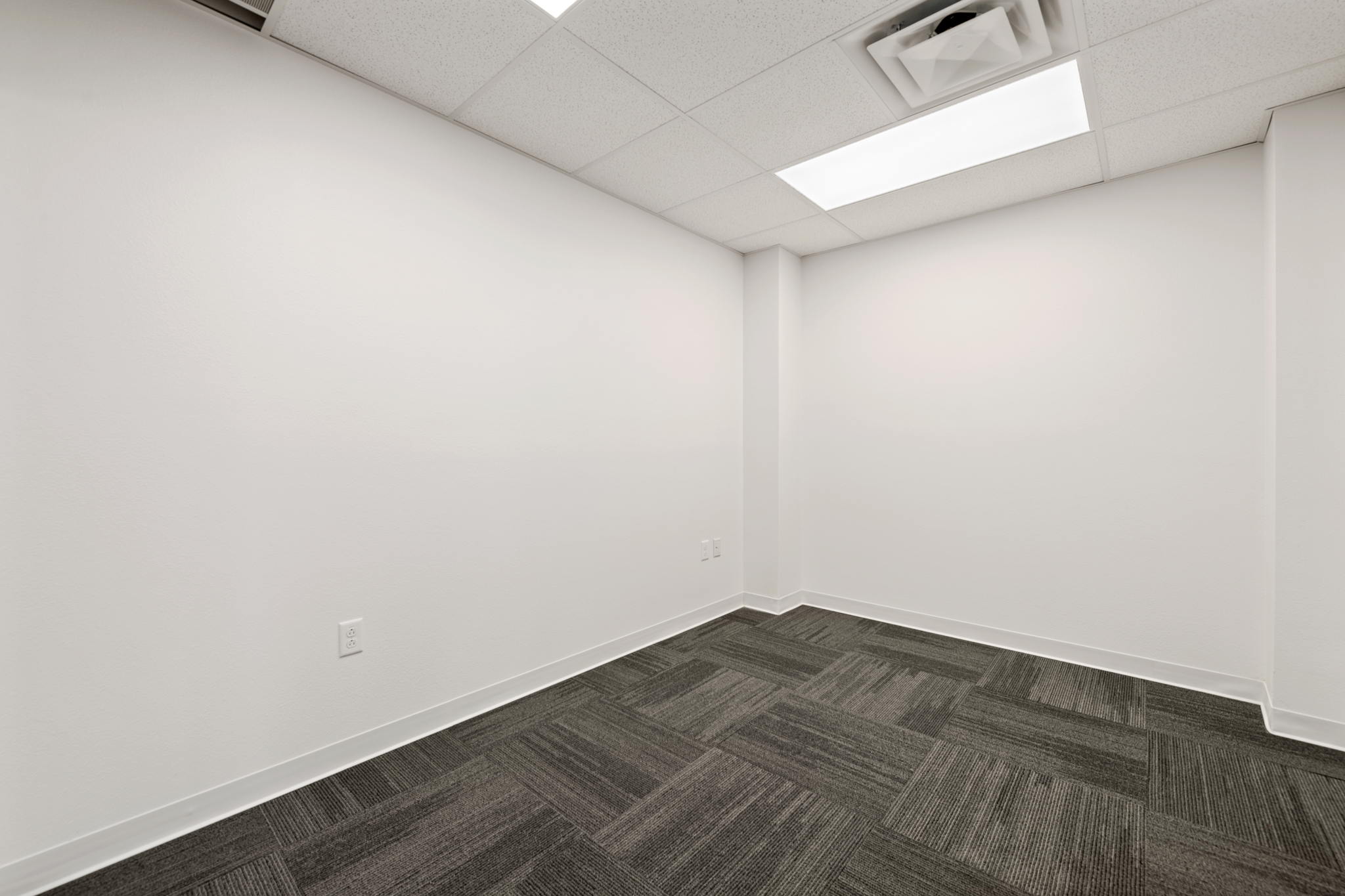 4081 Laramie St, Cheyenne, WY 82001, USA Photo 16