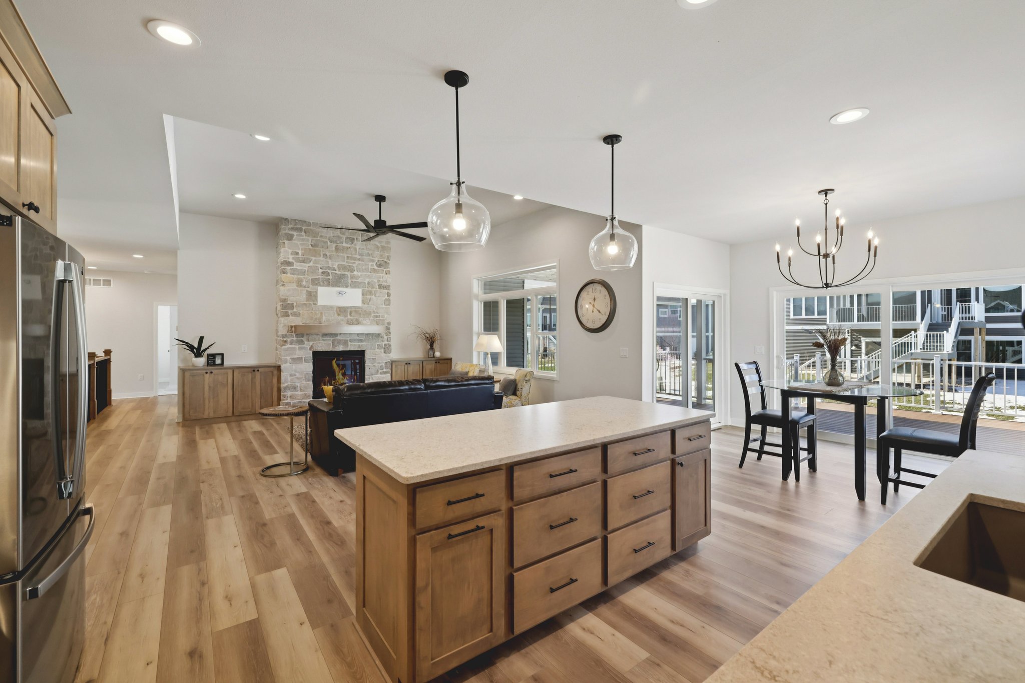 Hanover Dr-S1402-021.jpg