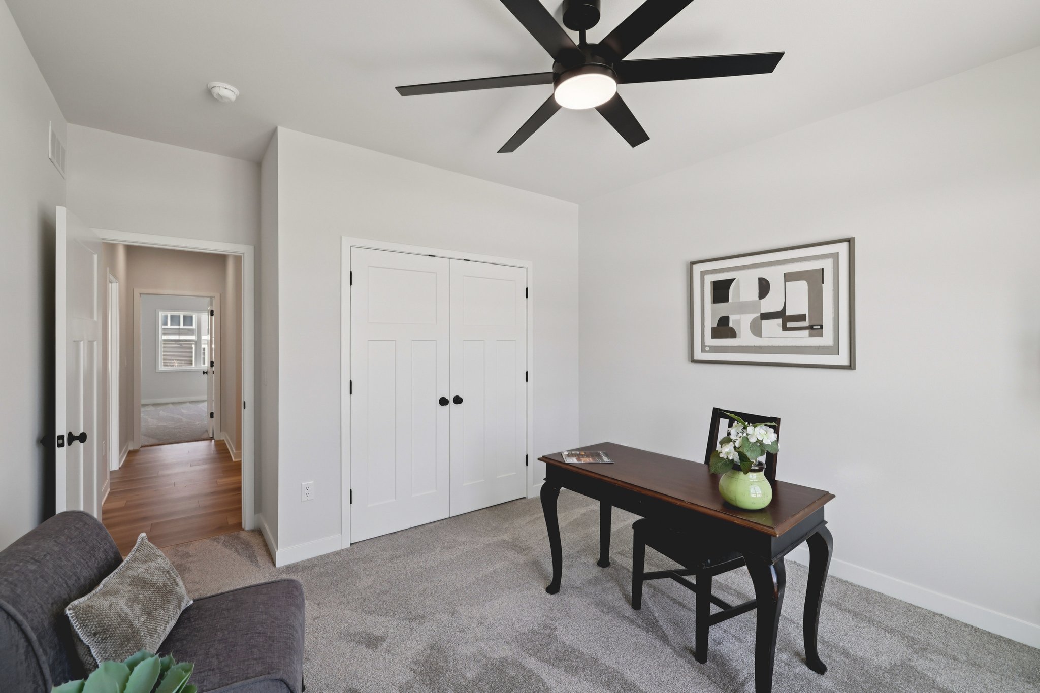 Hanover Dr-S1402-027.jpg