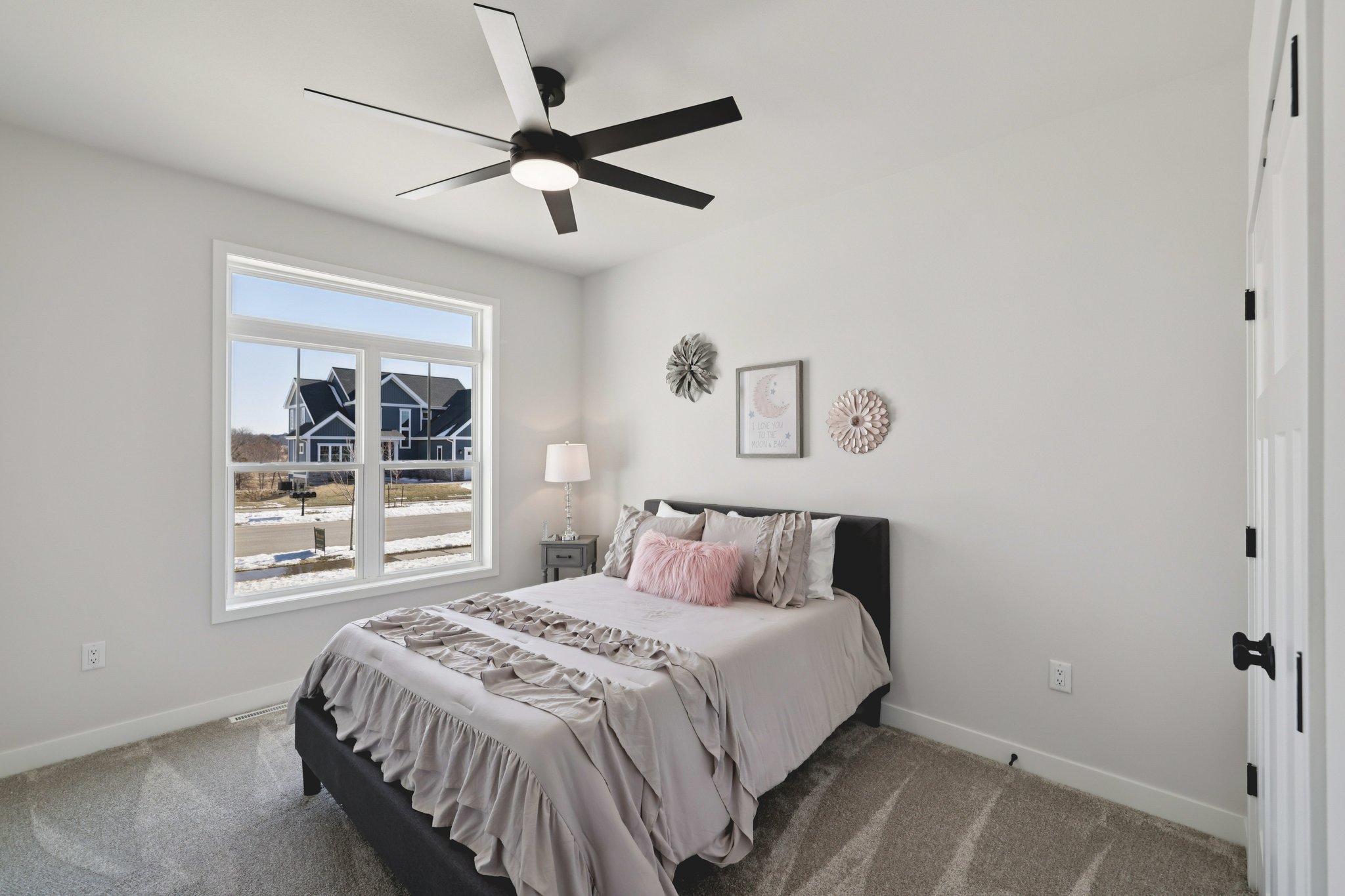 Hanover Dr-S1402-028.jpg