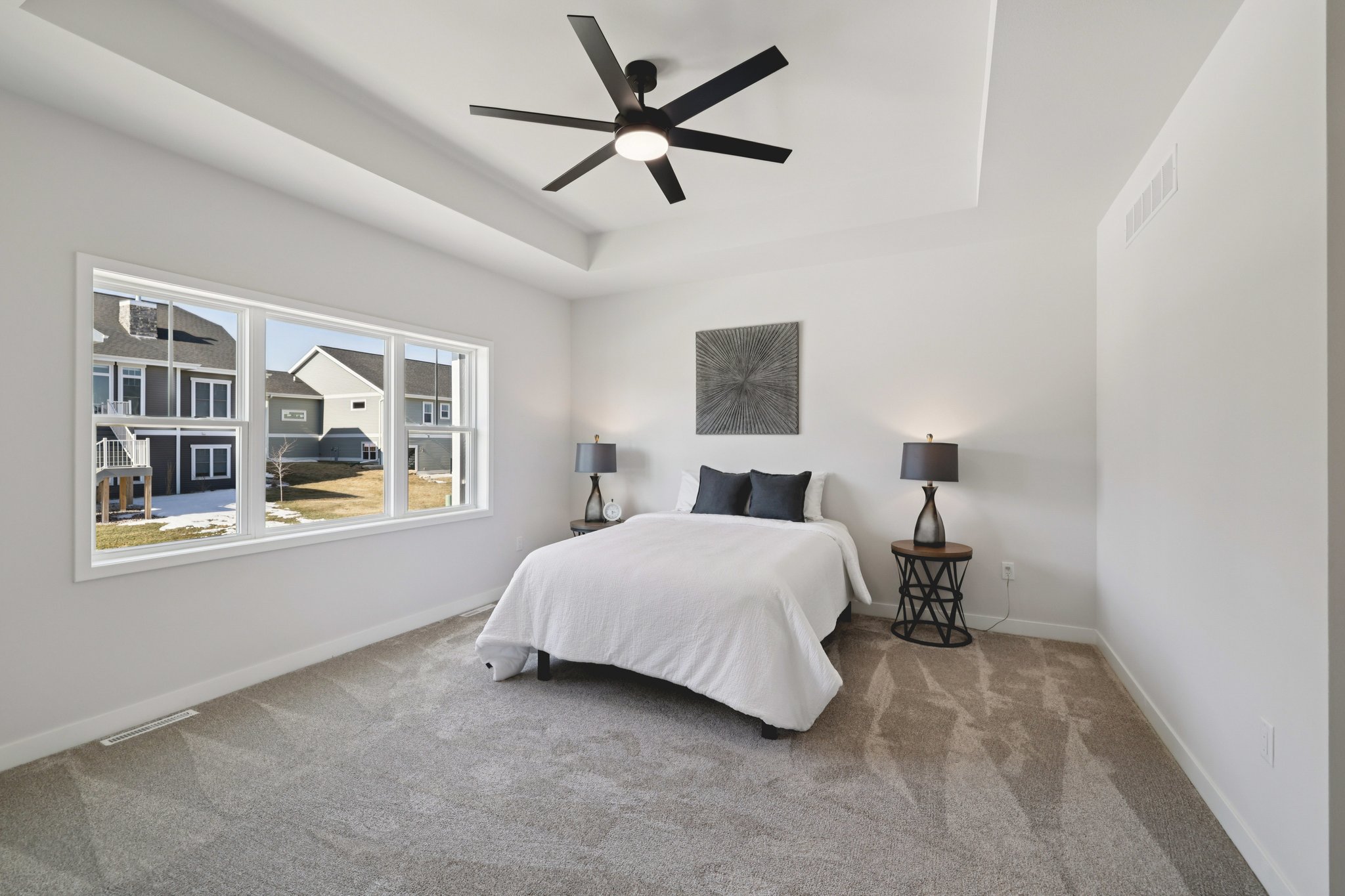 Hanover Dr-S1402-037.jpg