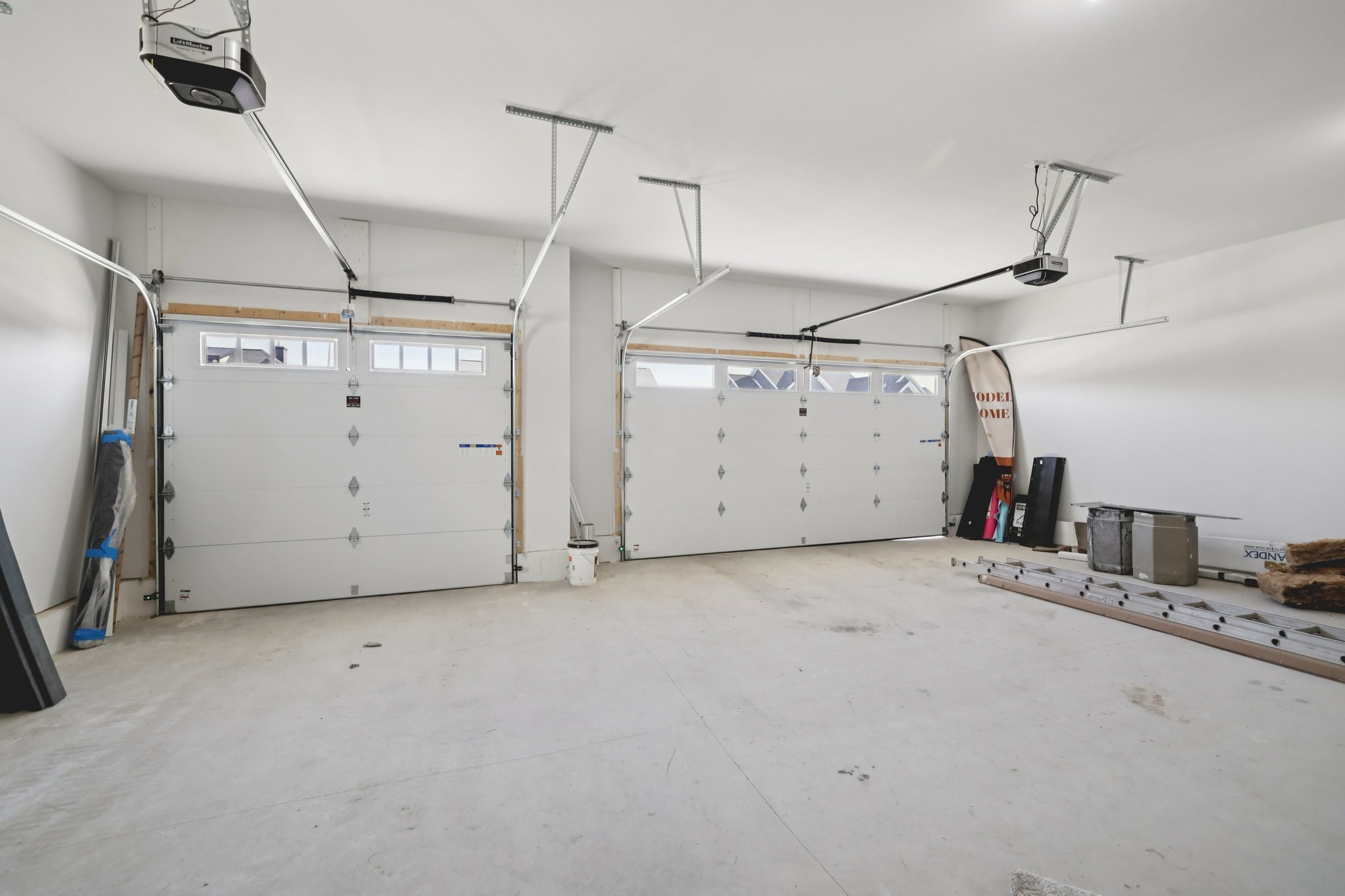 Hanover Dr-S1402-042.jpg