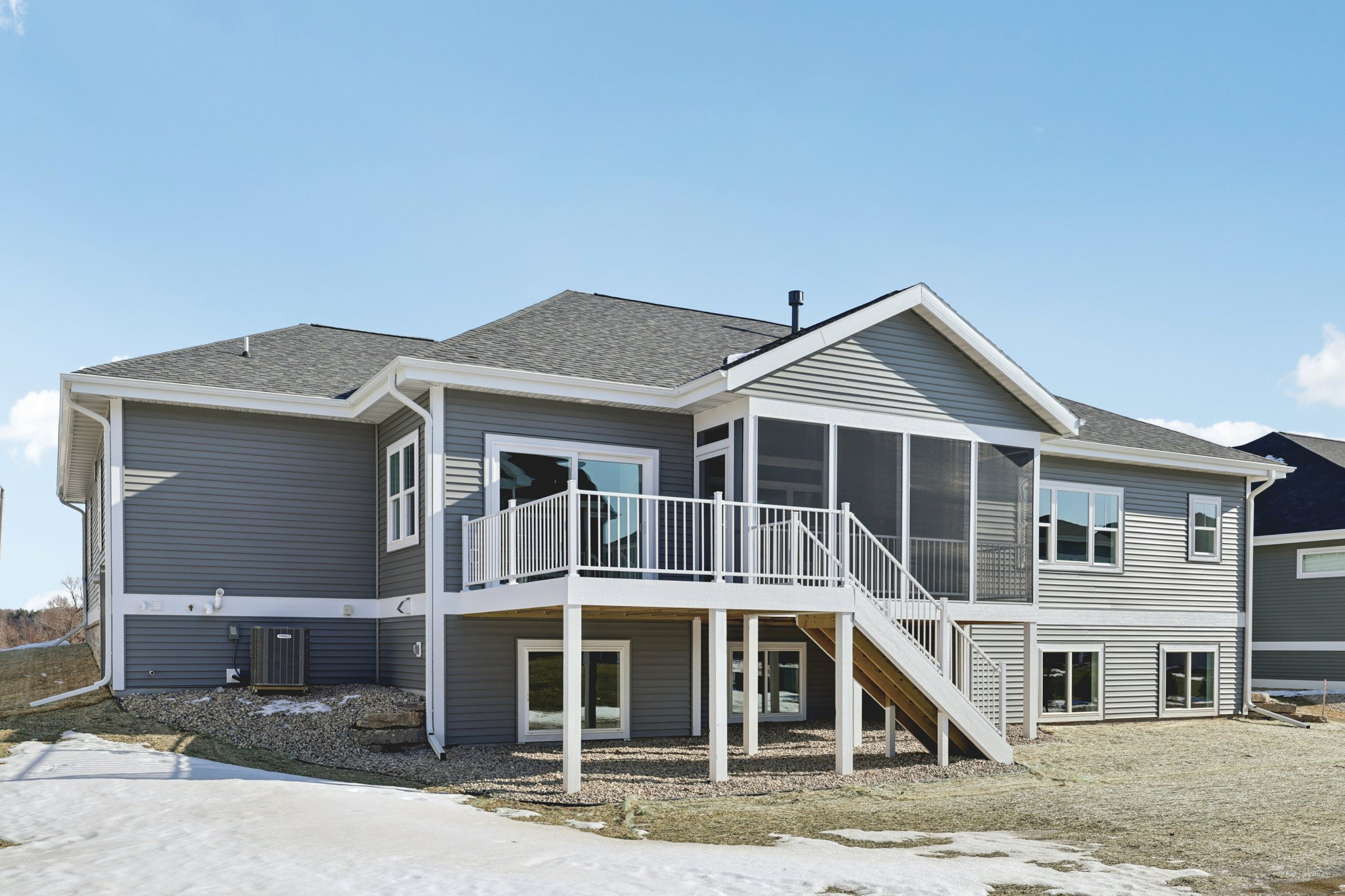 Hanover Dr-S1402-049.jpg