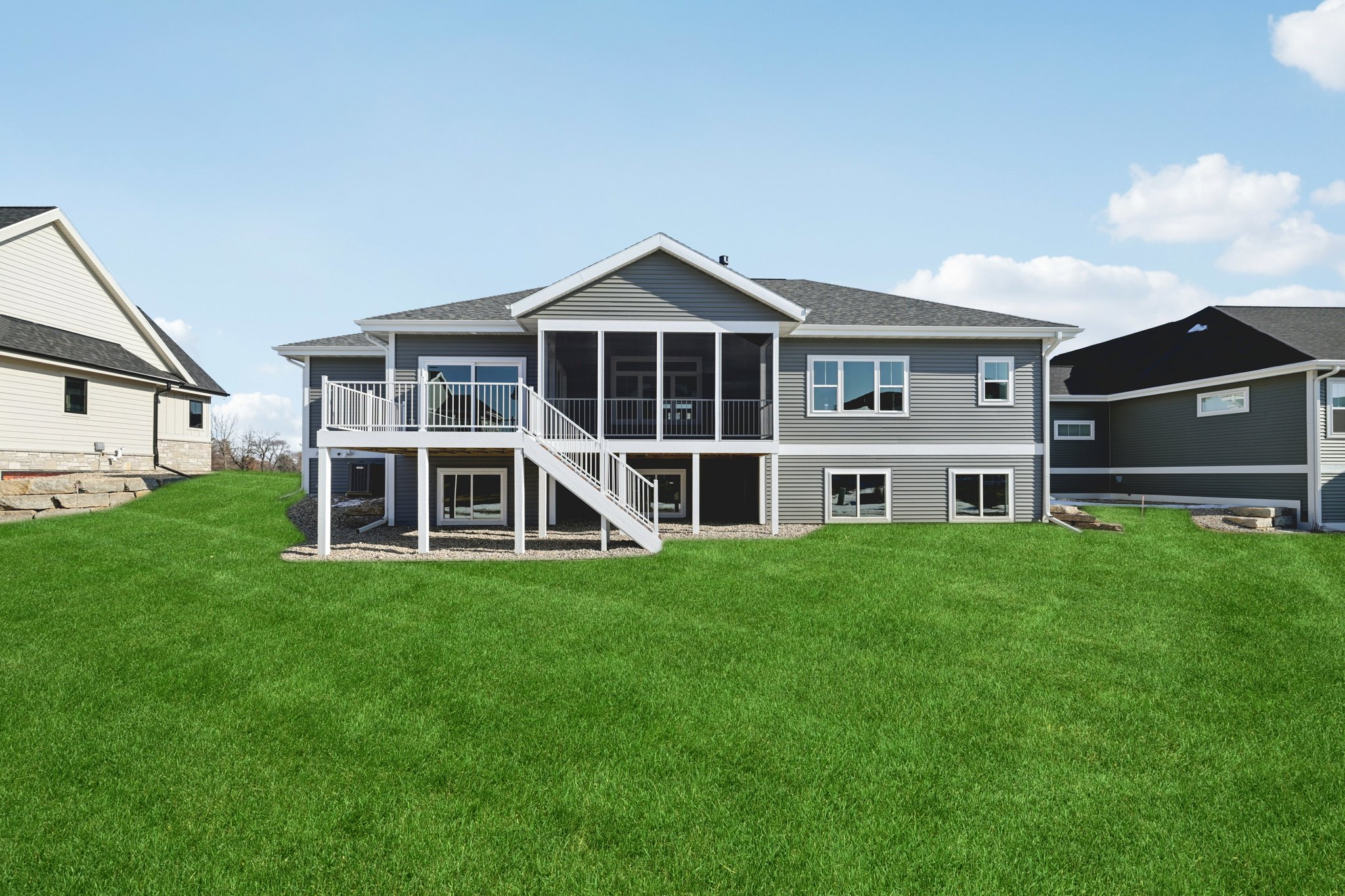 Hanover Dr-S1402-055.jpg