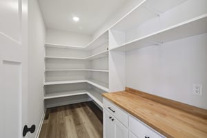 Hanover Dr-S1402-024.jpg