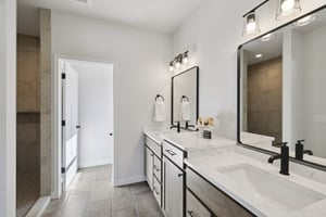 Hanover Dr-S1402-034.jpg