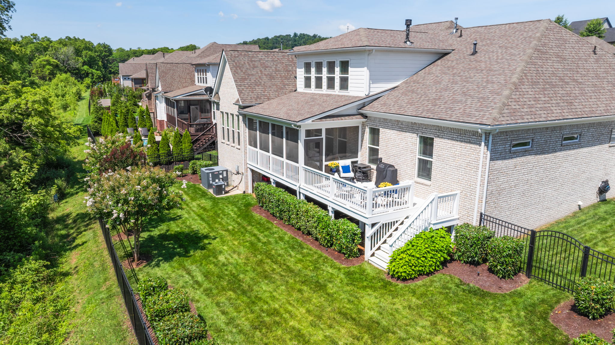  Photo 84
