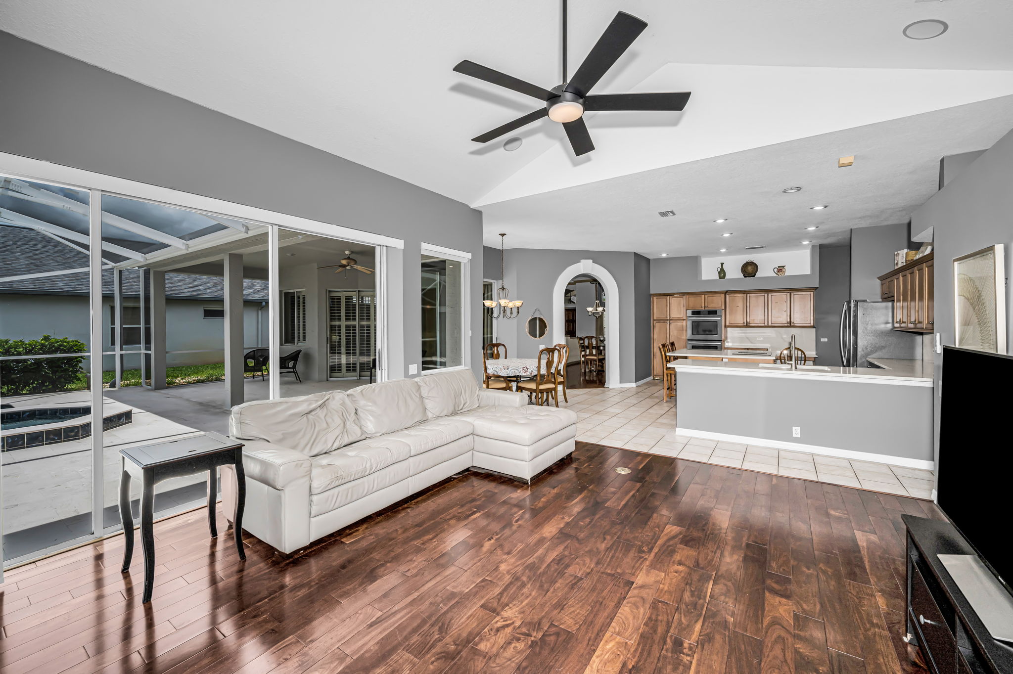 Family Room4