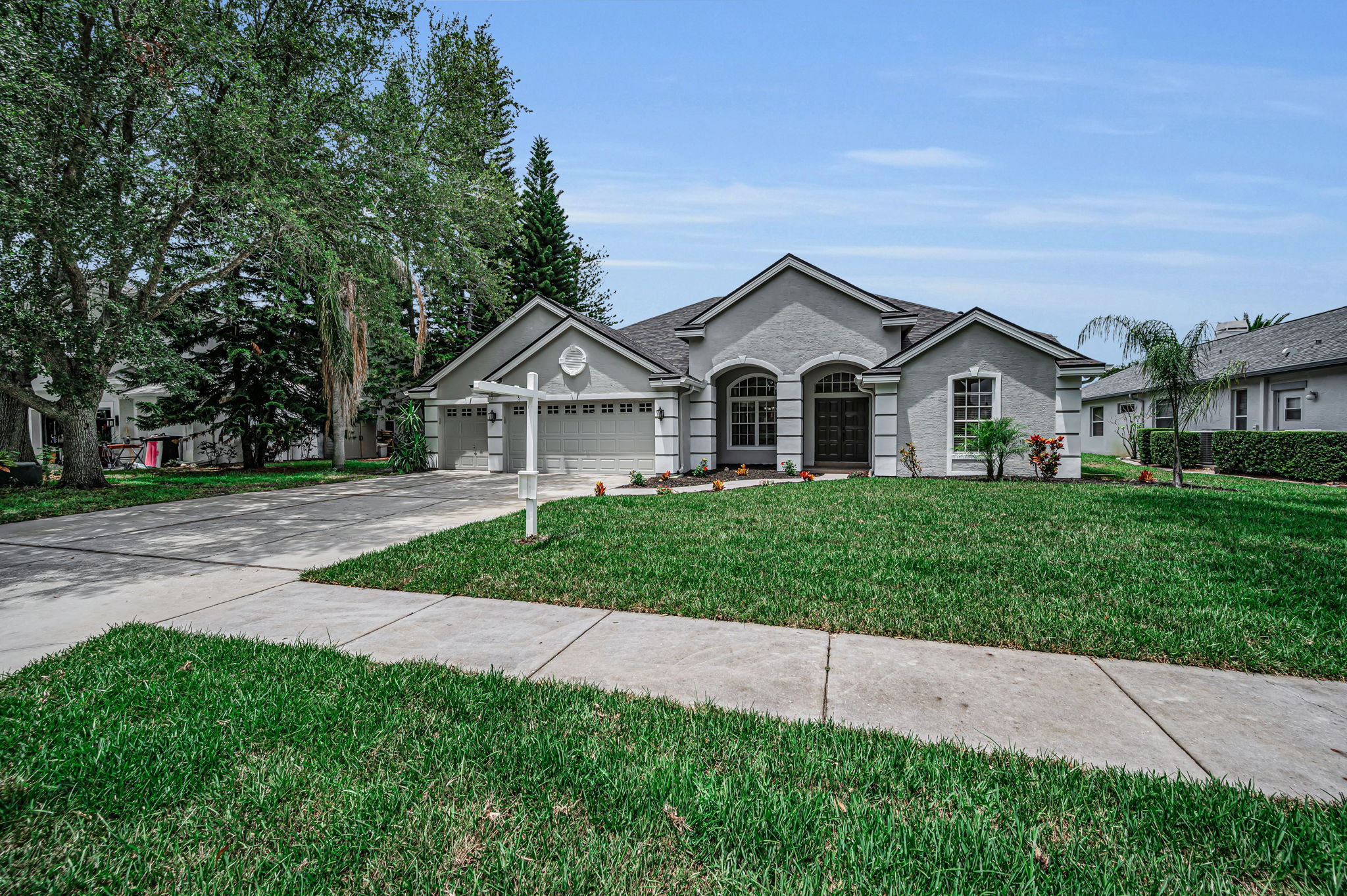 Front Exterior2