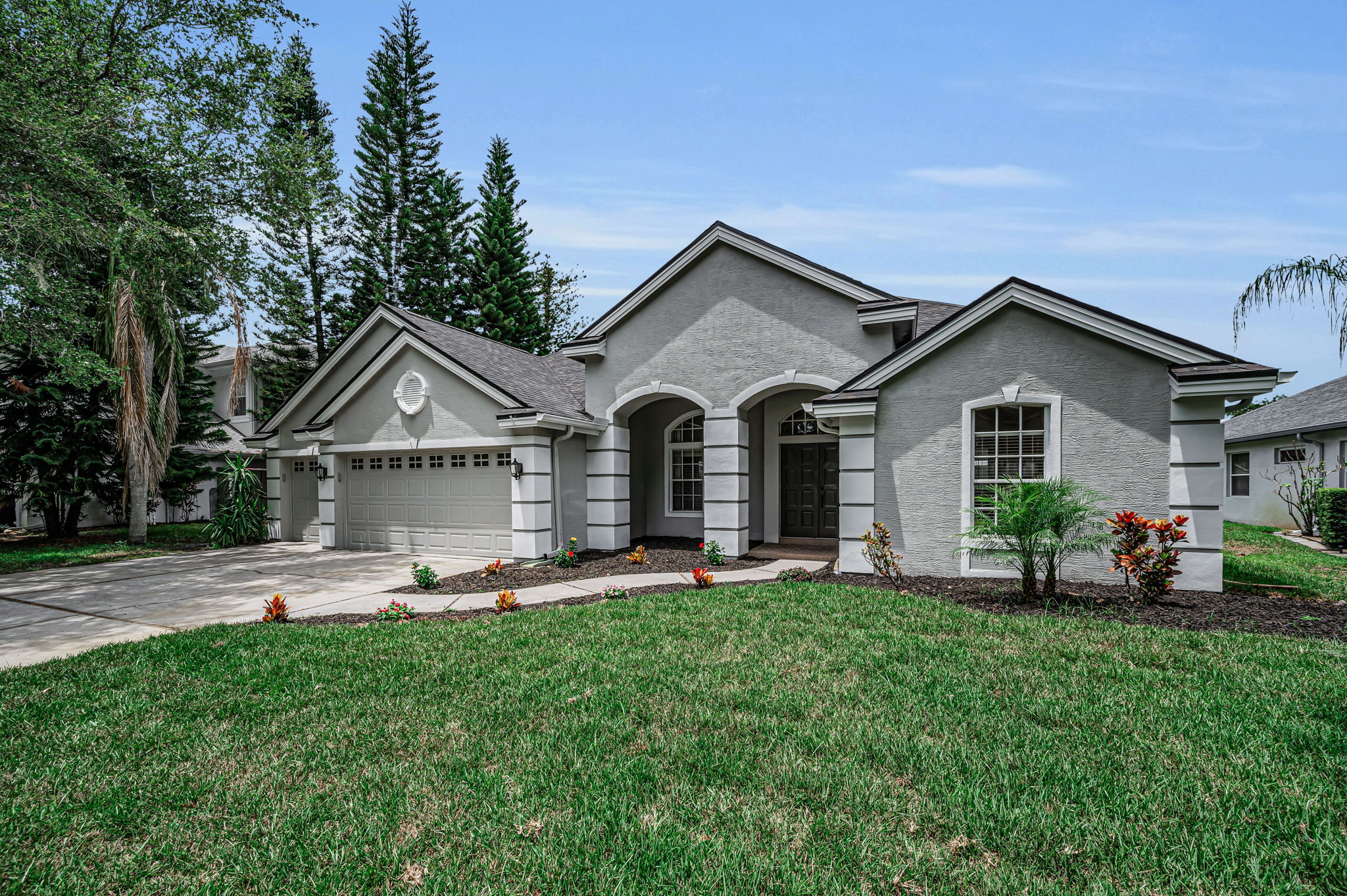 Front Exterior3