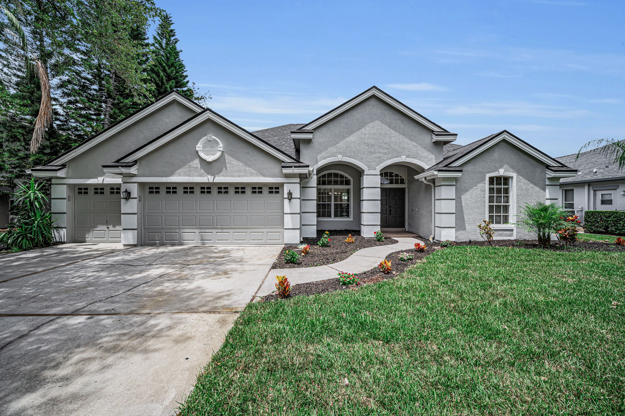 Front Exterior6