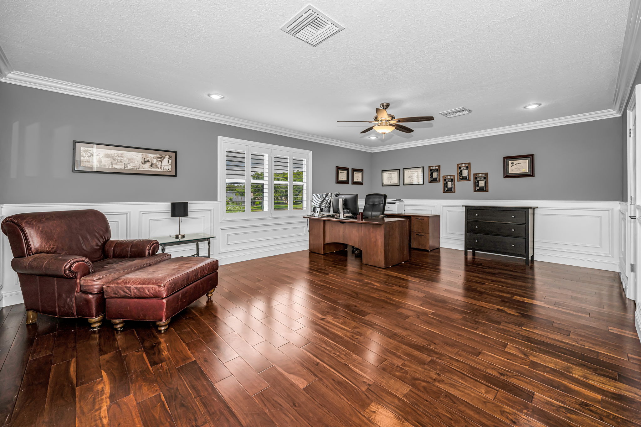 Upper Level Bonus Room2