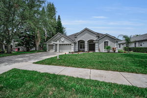 Front Exterior2