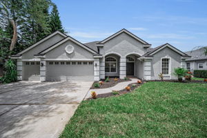 Front Exterior6