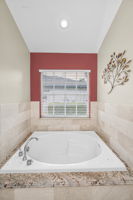 Primary Bathroom1c