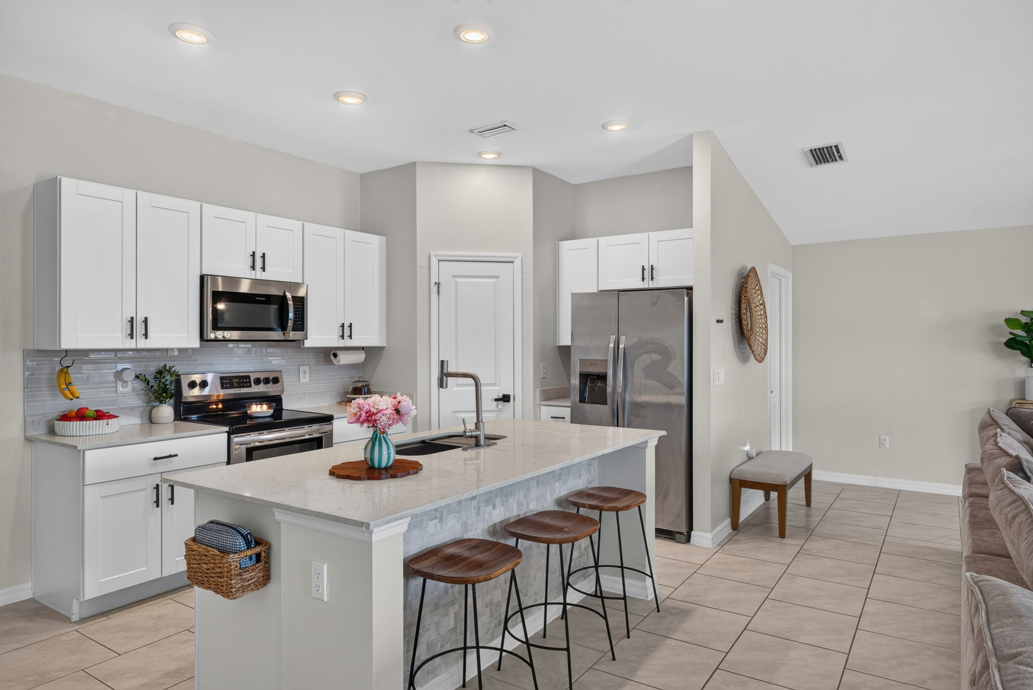 Kitchen 1 of 5