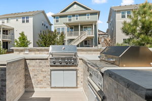 Outdoor Kitchen 3