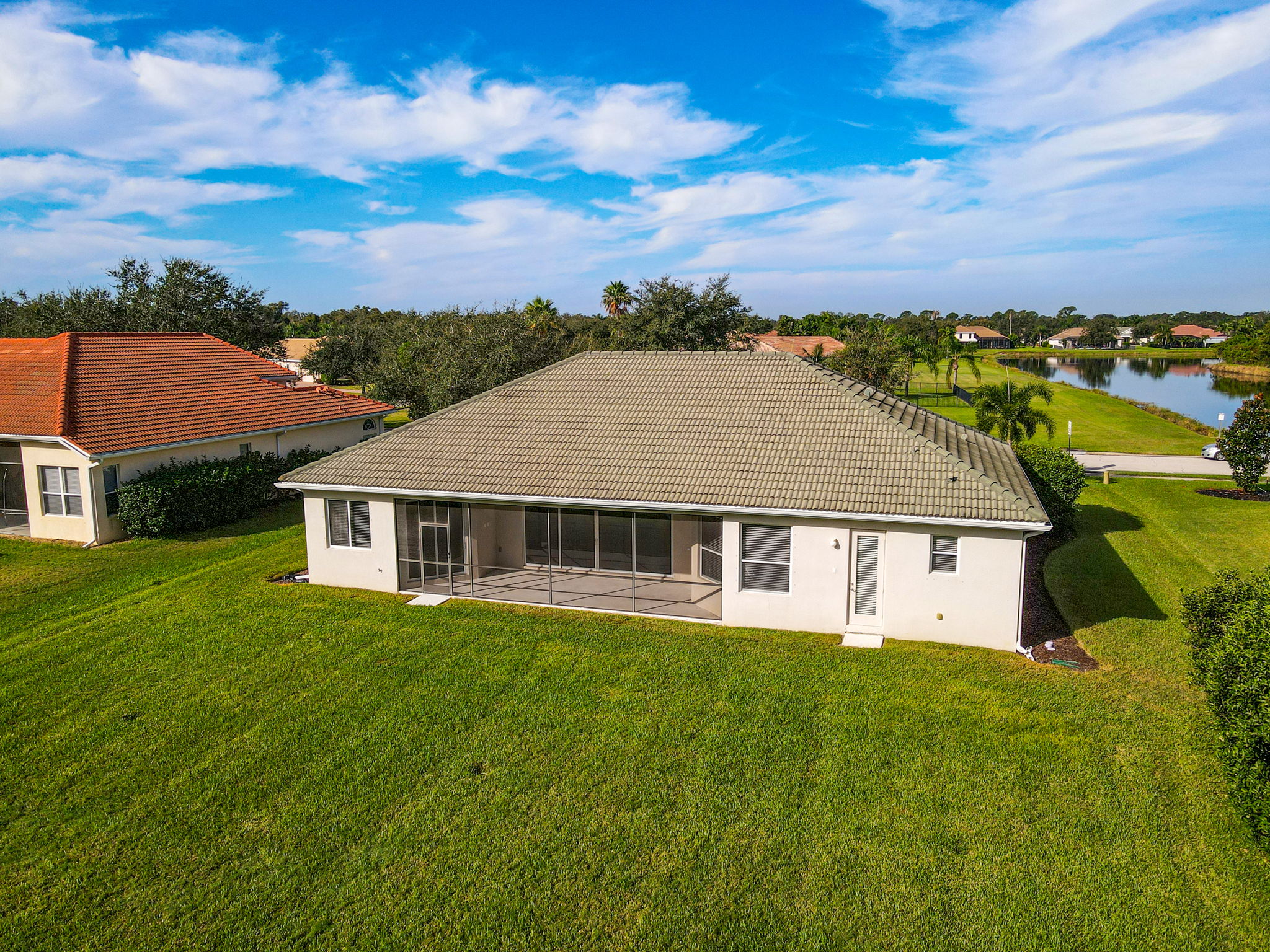 409 148th Ct NE-41