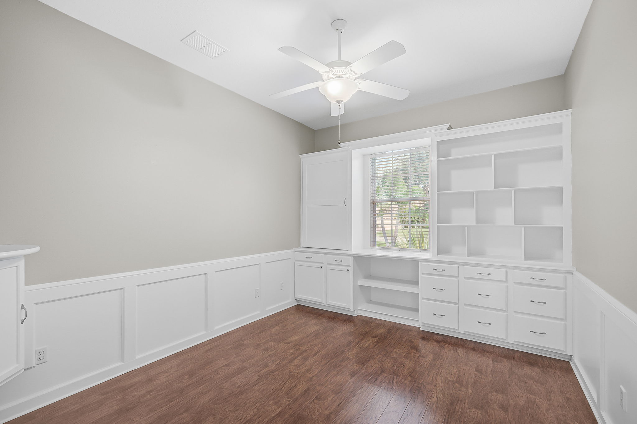 409 148th Ct NE-3