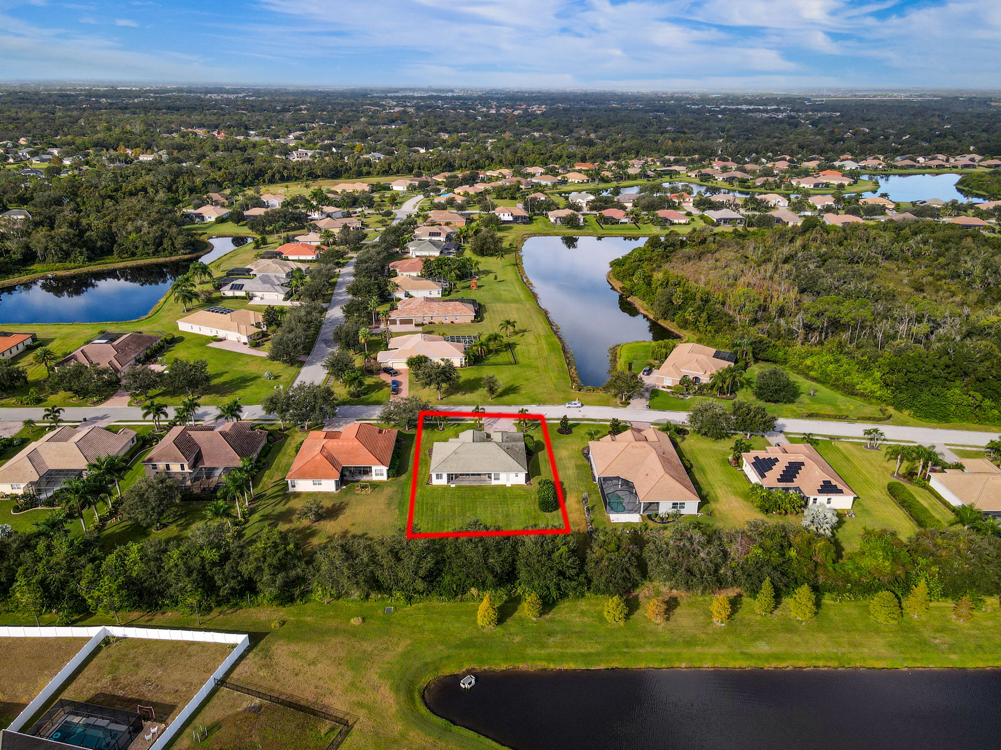 409 148th Ct NE-35
