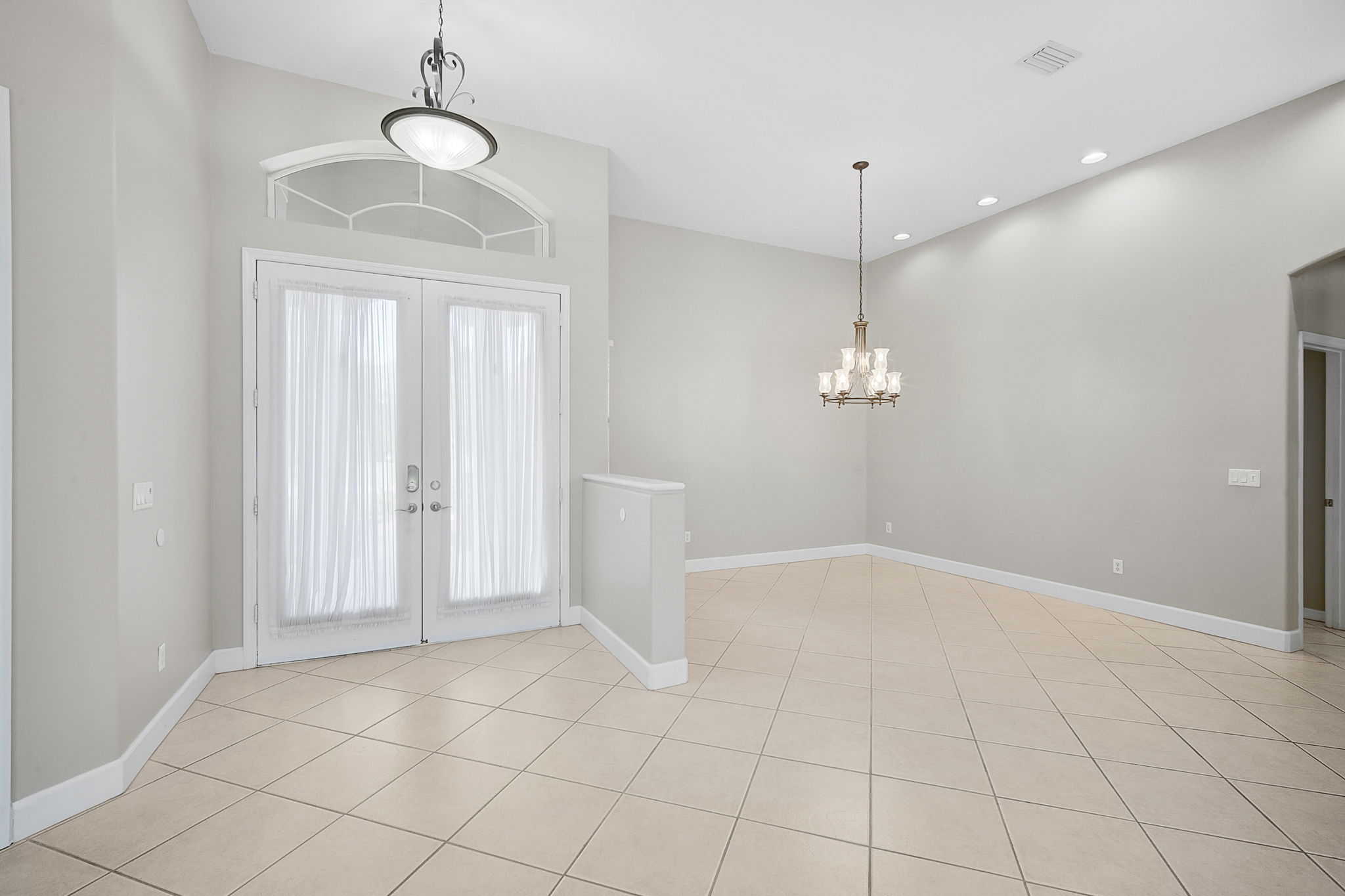 409 148th Ct NE-1