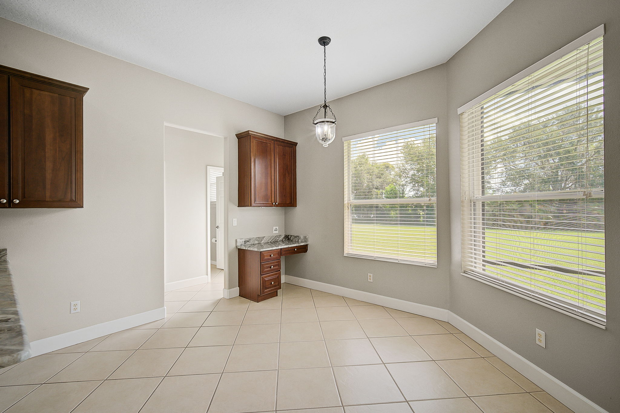 409 148th Ct NE-17